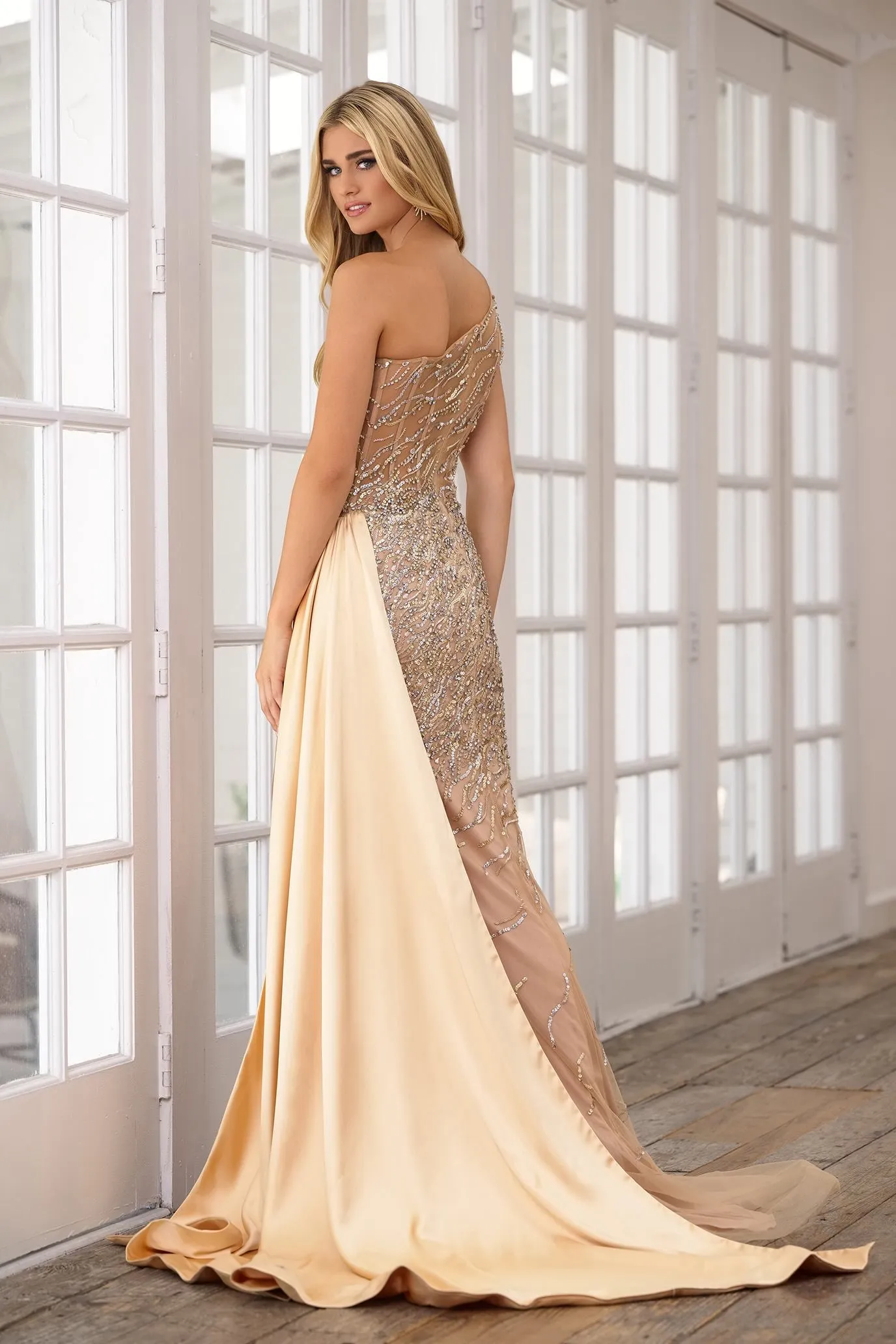 Ava Presley 28589