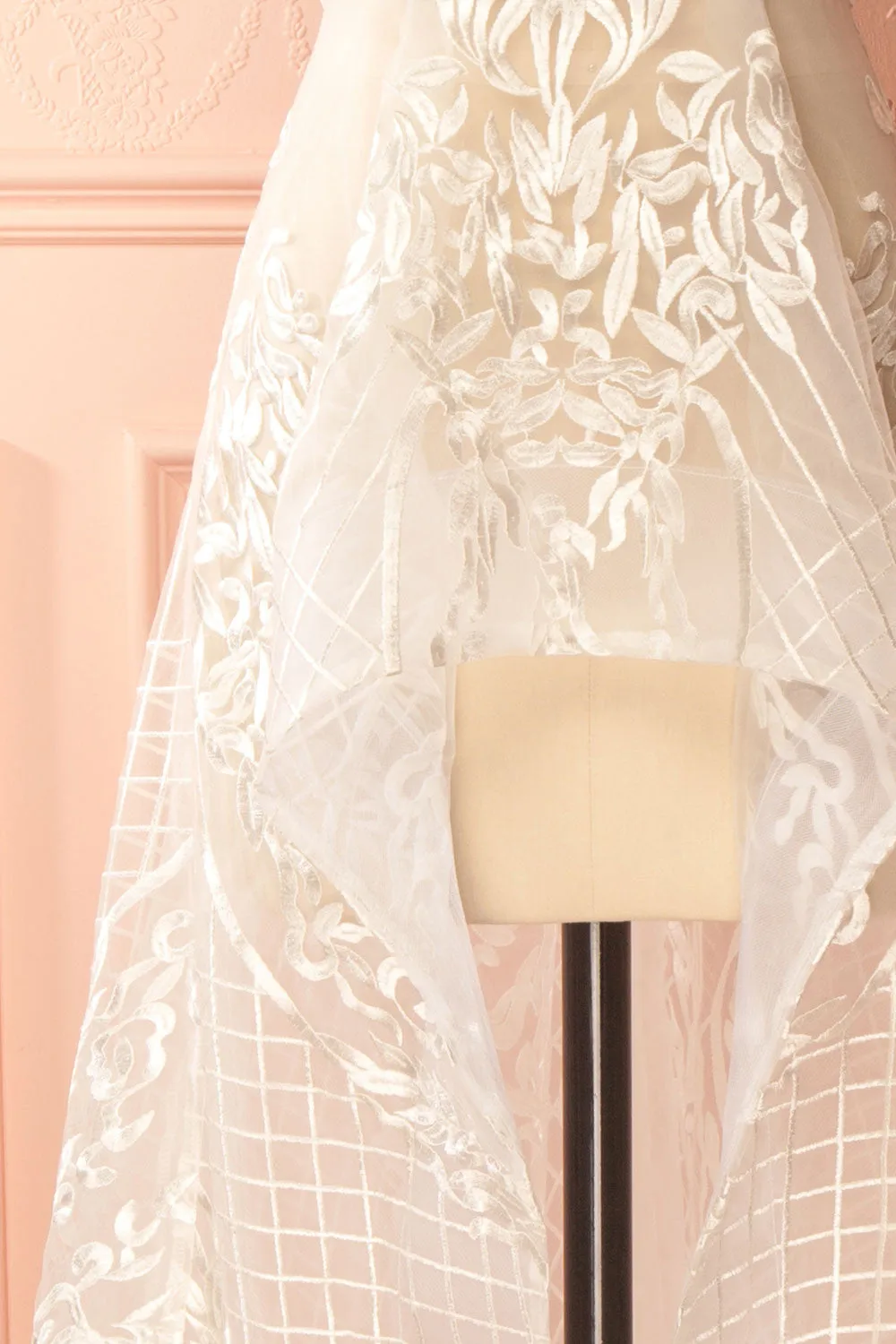Sumali | White Top