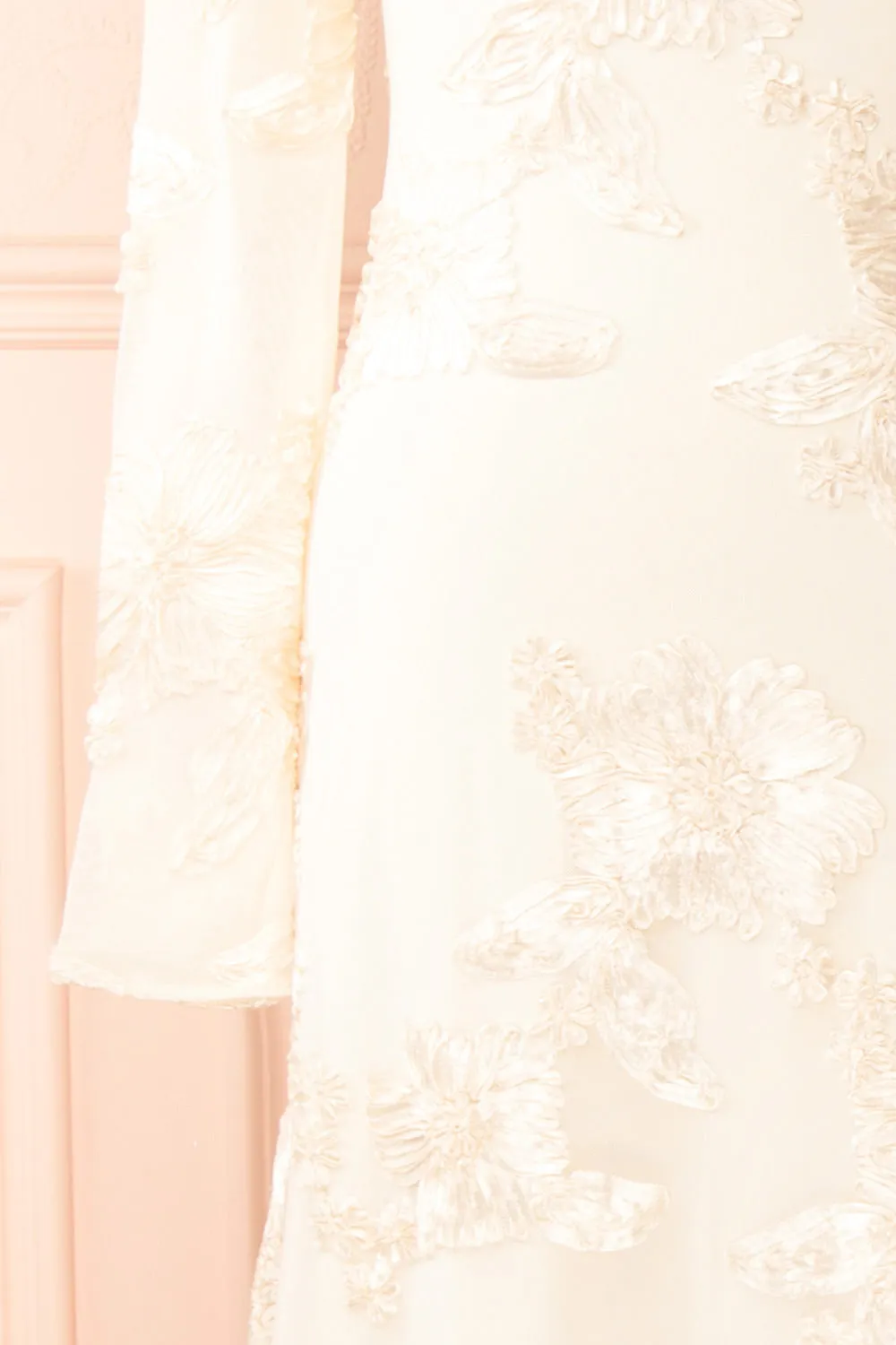 Zastra | Cream Mesh Bridal Dress w/ Floral Embroidery
